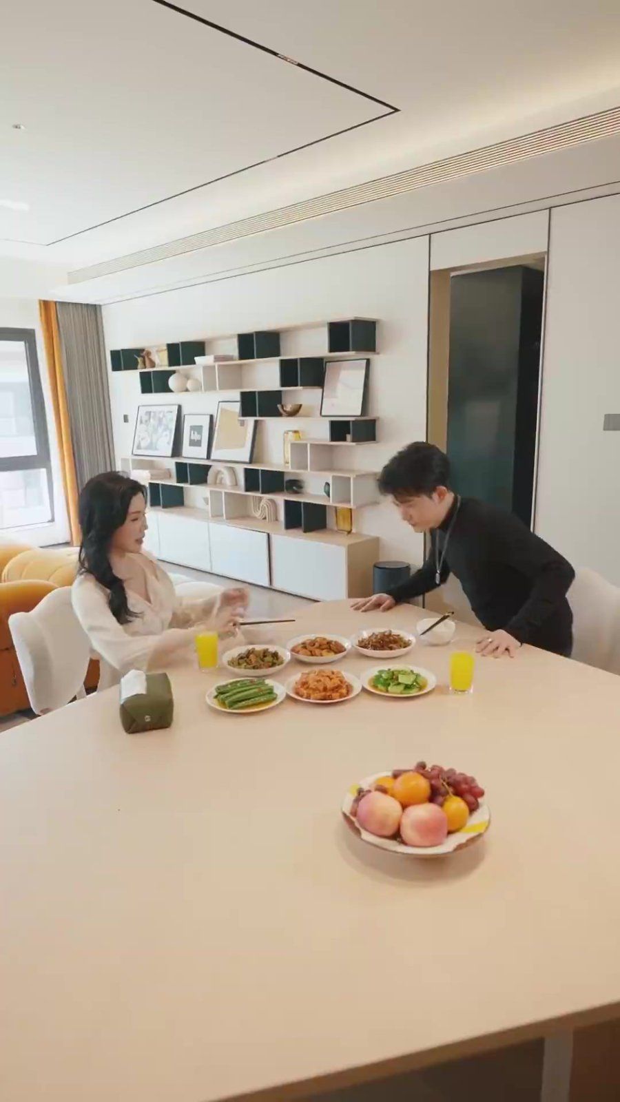 住進阿姨家后，我覺醒了時間暫停(全集)